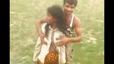 একটি সেক্সি ভিডিও চুদাচুদি মেয়ে এবং একটি লোক মিলিত ম্যাসেজ এবং সেক্স