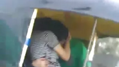 তিনি তার স্ত্রীকে একজন বন্ধুর কাছে দিয়েছিলেন যাতে তাকে টেনে নিয়ে যাওয়া হয় এবং সেক্সি বিএফ এক্স সে শান্ত হয়