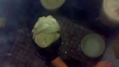 ওয়েঞ্চ সেক্সি বিএফ পুঙ্খানুপুঙ্খভাবে লিঙ্গ স্তন্যপান করা