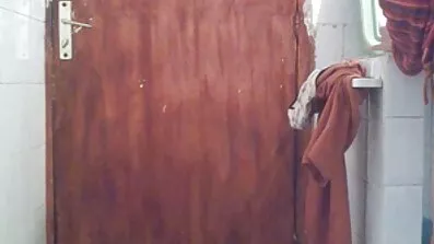 স্বর্ণকেশী সরু দুশ্চরিত্রা কাস্টিং এ সেক্সি সেক্সি বিএফ ক্যান্সার দিয়েছেন